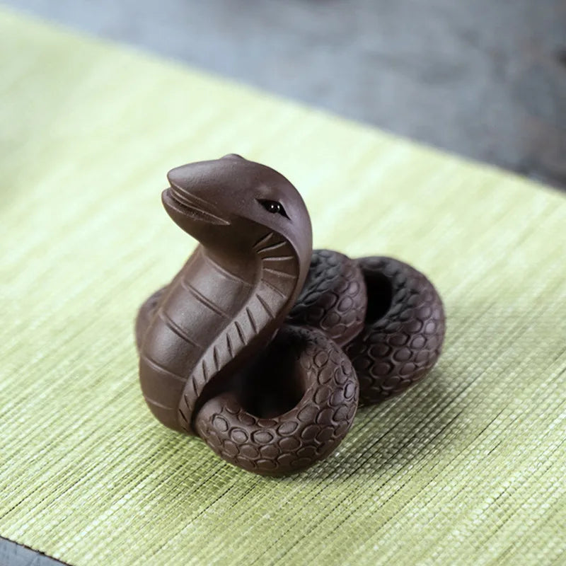 Chinese Yixing Purple Clay Tea Pet Handmade Zodiac Cobra Statue Sculpture Ornaments Tea Figurine Crafts Home Tea Set Decoration