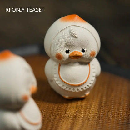 Chinese Yixing Purple Clay Tea Pet Little Yellow Duck Statue Ornaments Tea Figurine Handmade Zisha Sculpture Tea Set Decoration