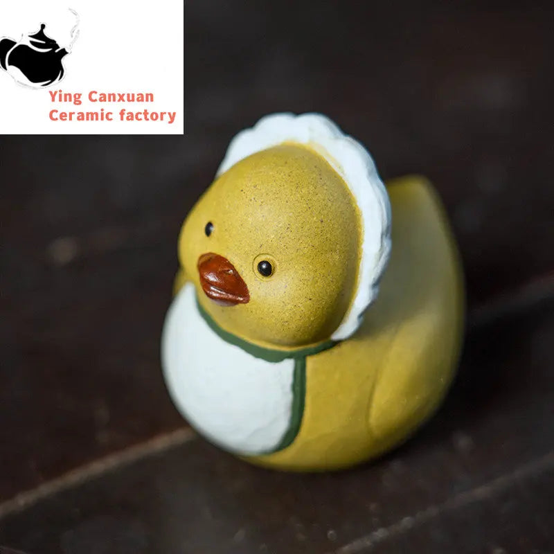 Chinese Yixing Purple Clay Tea Pet Little Yellow Duck Statue Ornaments Tea Figurine Handmade Zisha Sculpture Tea Set Decoration