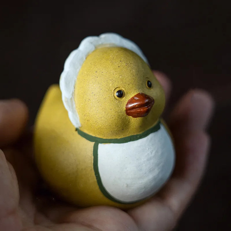 Chinese Yixing Purple Clay Tea Pet Little Yellow Duck Statue Ornaments Tea Figurine Handmade Zisha Sculpture Tea Set Decoration