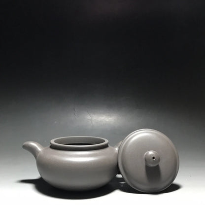 Chinese Yixing Zisha Clay Teapot  Antique style Pot 300ml