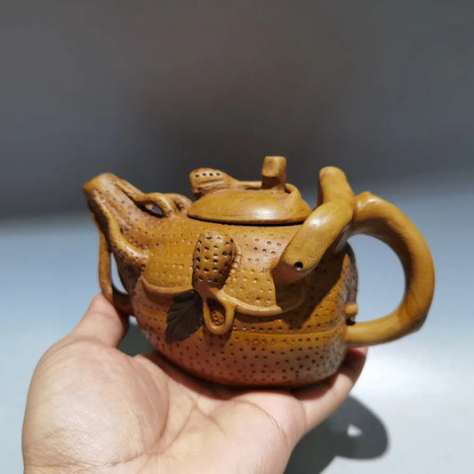 Chinese Yixing Zisha Clay Teapot  Bergamot Pot Qianlong reign of the Qing Dynasty 280ml