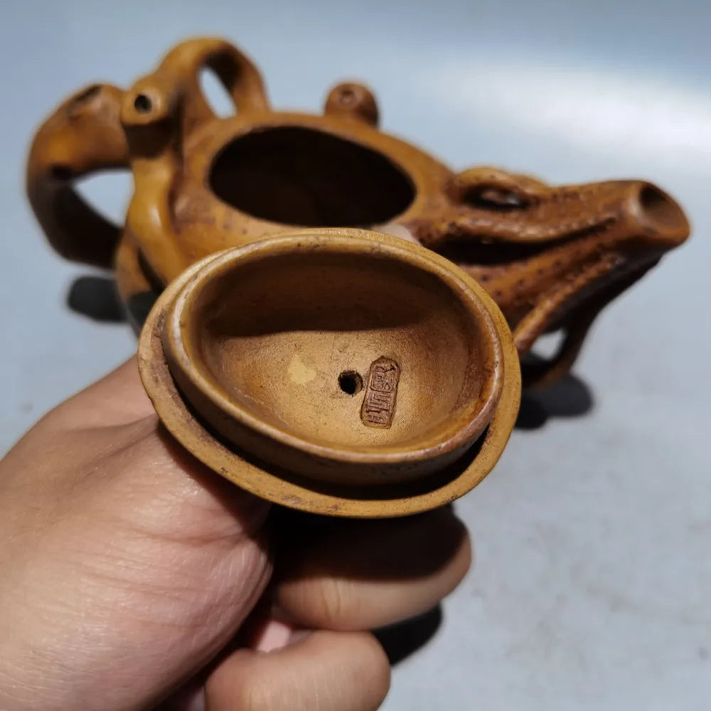Chinese Yixing Zisha Clay Teapot  Bergamot Pot Qianlong reign of the Qing Dynasty 280ml