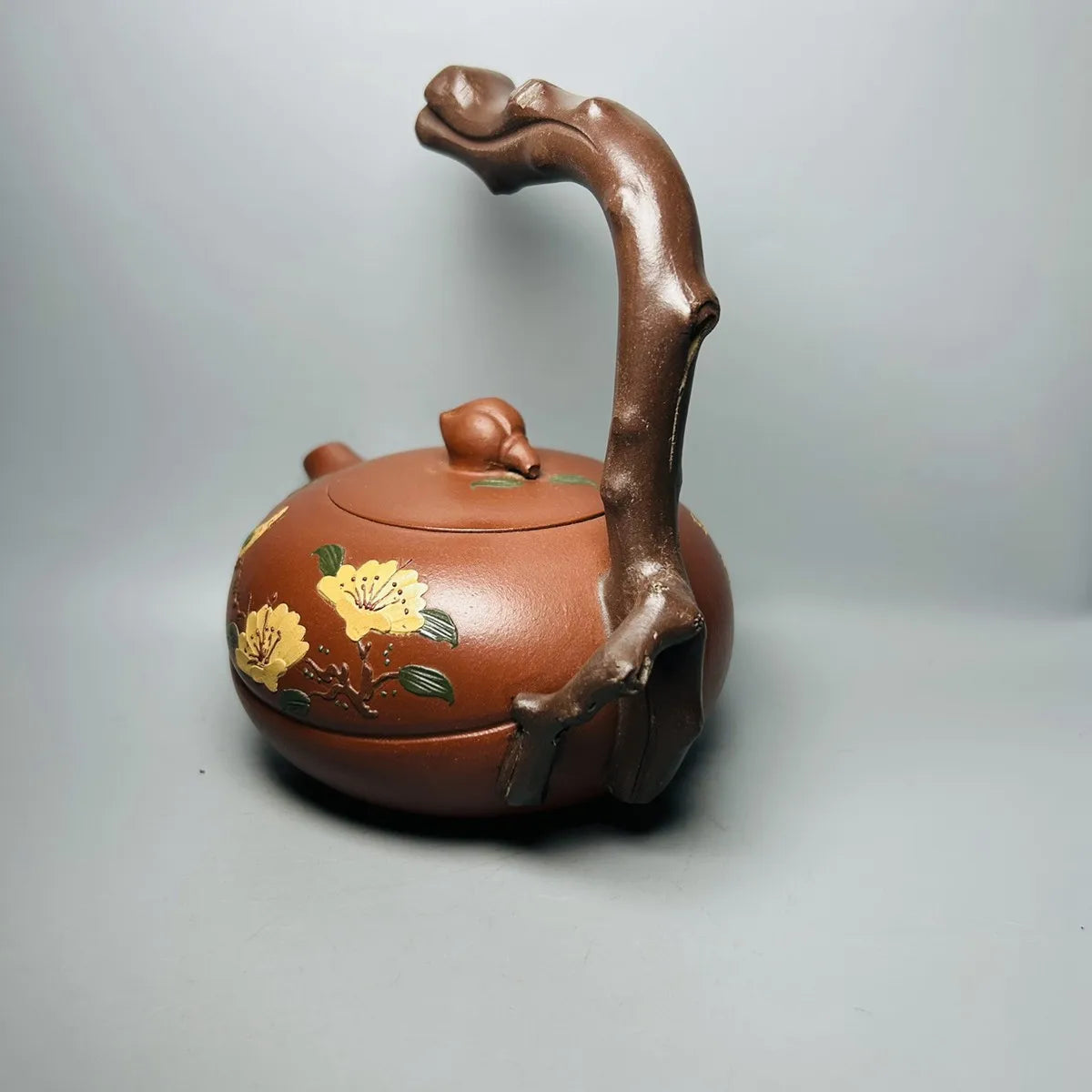Chinese Yixing Zisha Clay Teapot  Curved handle Longevity peach Pot  Zhu Kexin 360ml