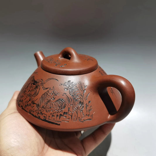 Chinese Yixing Zisha Clay Teapot  Eight Tiger Picture Pot Fan Zhenggen 400ml