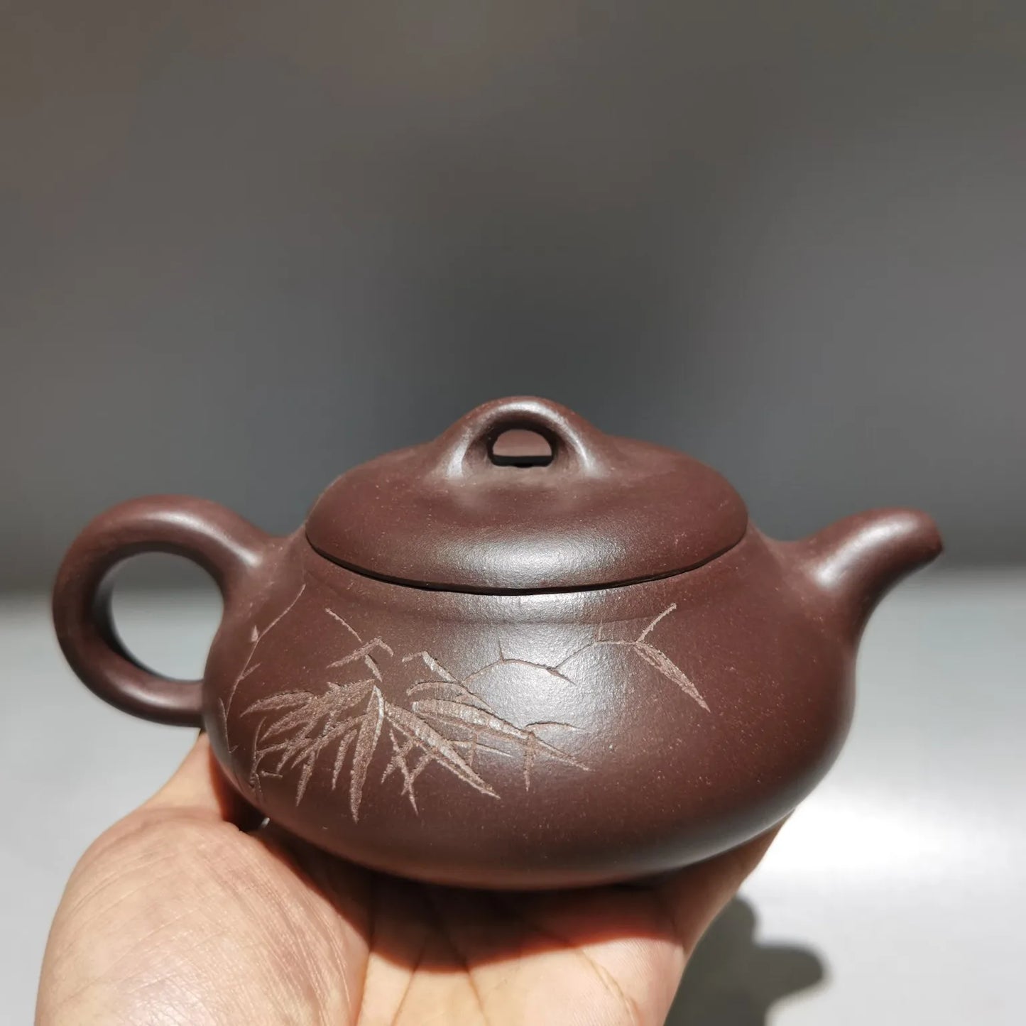 Chinese Yixing Zisha Clay Teapot  Engraved Hantang stone ladle Pot Gu Jingzhou 360ml