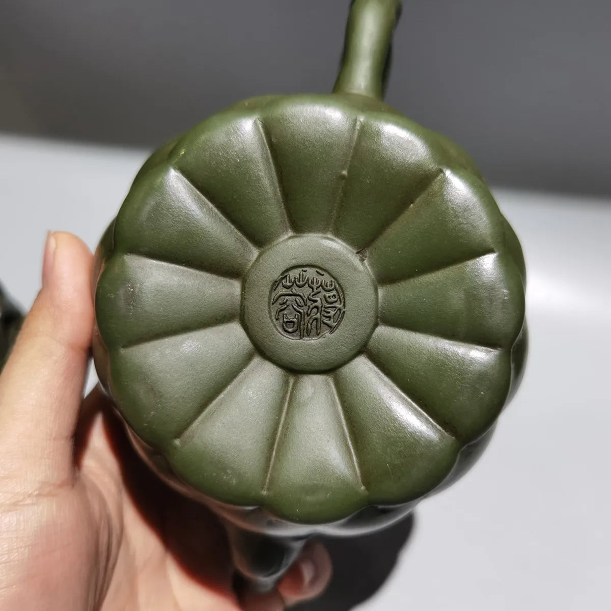 Chinese Yixing Zisha Clay Teapot  Frog Lotus Leaf Pot Jiang Rong 420ml