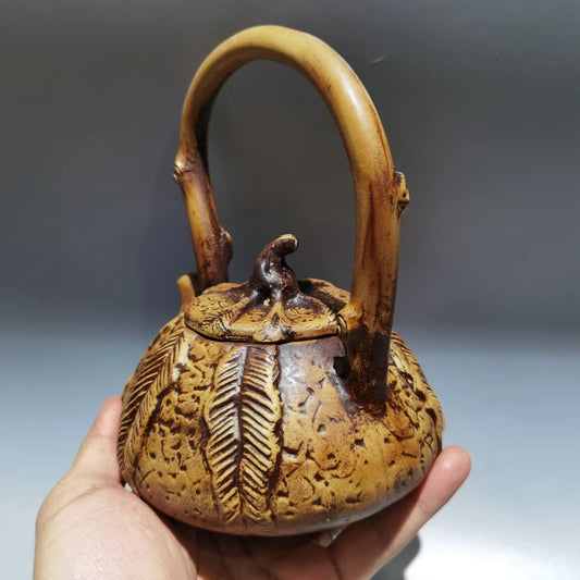 Chinese Yixing Zisha Clay Teapot  Gongchun Lifting Beam Pot  Gongchun 300ml