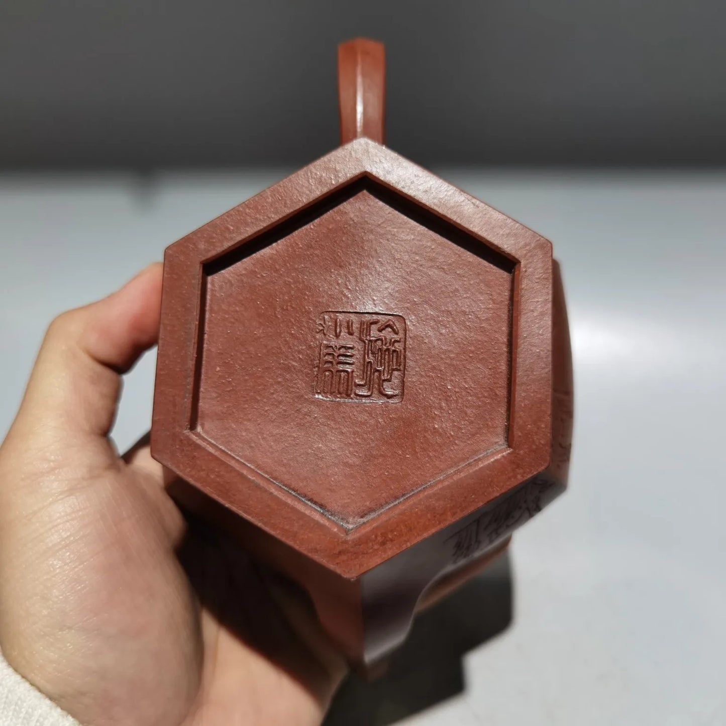 Chinese Yixing Zisha Clay Teapot  Hexagonal carving word Pot Shi Xiaoma 360ml