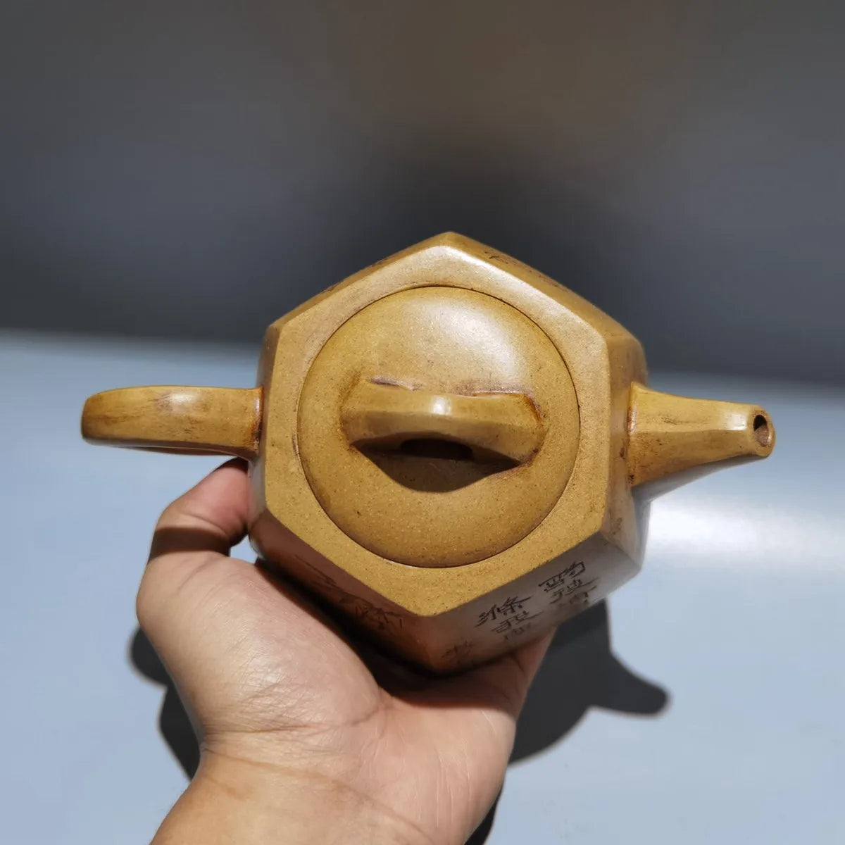Chinese Yixing Zisha Clay Teapot  Hexagonal engraved Pot Gu Jingzhou 380ml