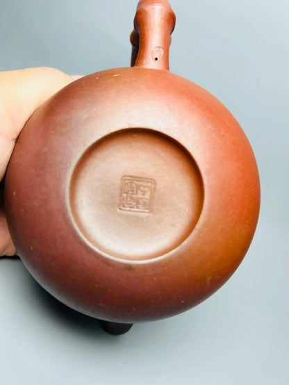 Chinese Yixing Zisha Clay Teapot  Jade Rabbit pot He Daohong 220ml