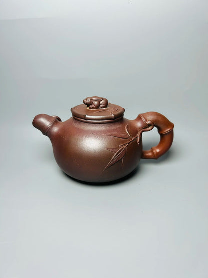 Chinese Yixing Zisha Clay Teapot  Jade Rabbit pot He Daohong 220ml