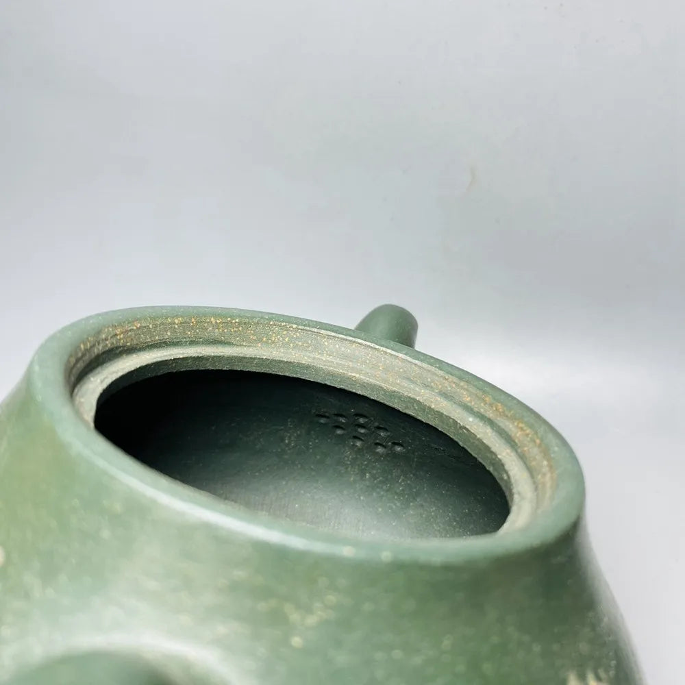 Chinese Yixing Zisha Clay Teapot  Longevity peach Pot  Jinding Trademark 400ml