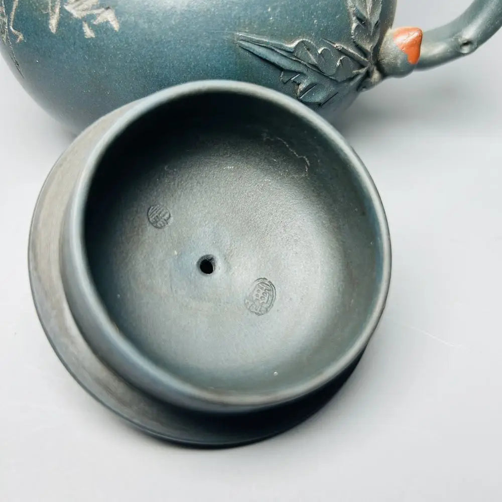 Chinese Yixing Zisha Clay Teapot  Longevity peach Pot  Wang Yinxian 380ml