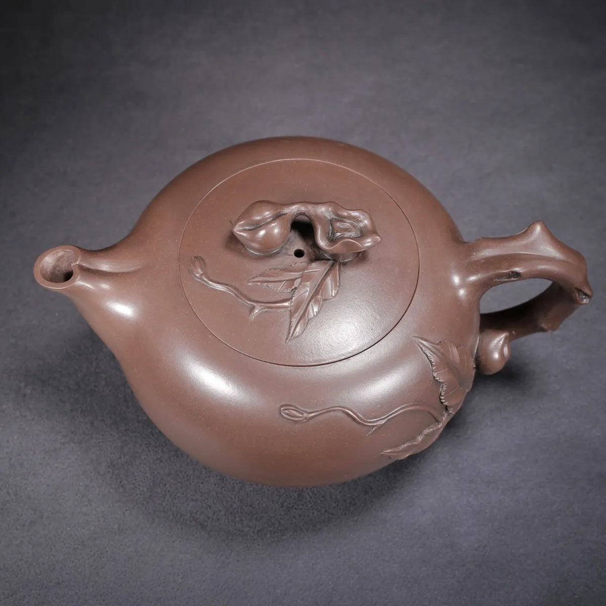 Chinese Yixing Zisha Clay Teapot  Longevity peach Pot  Zhu Kexin 500ml