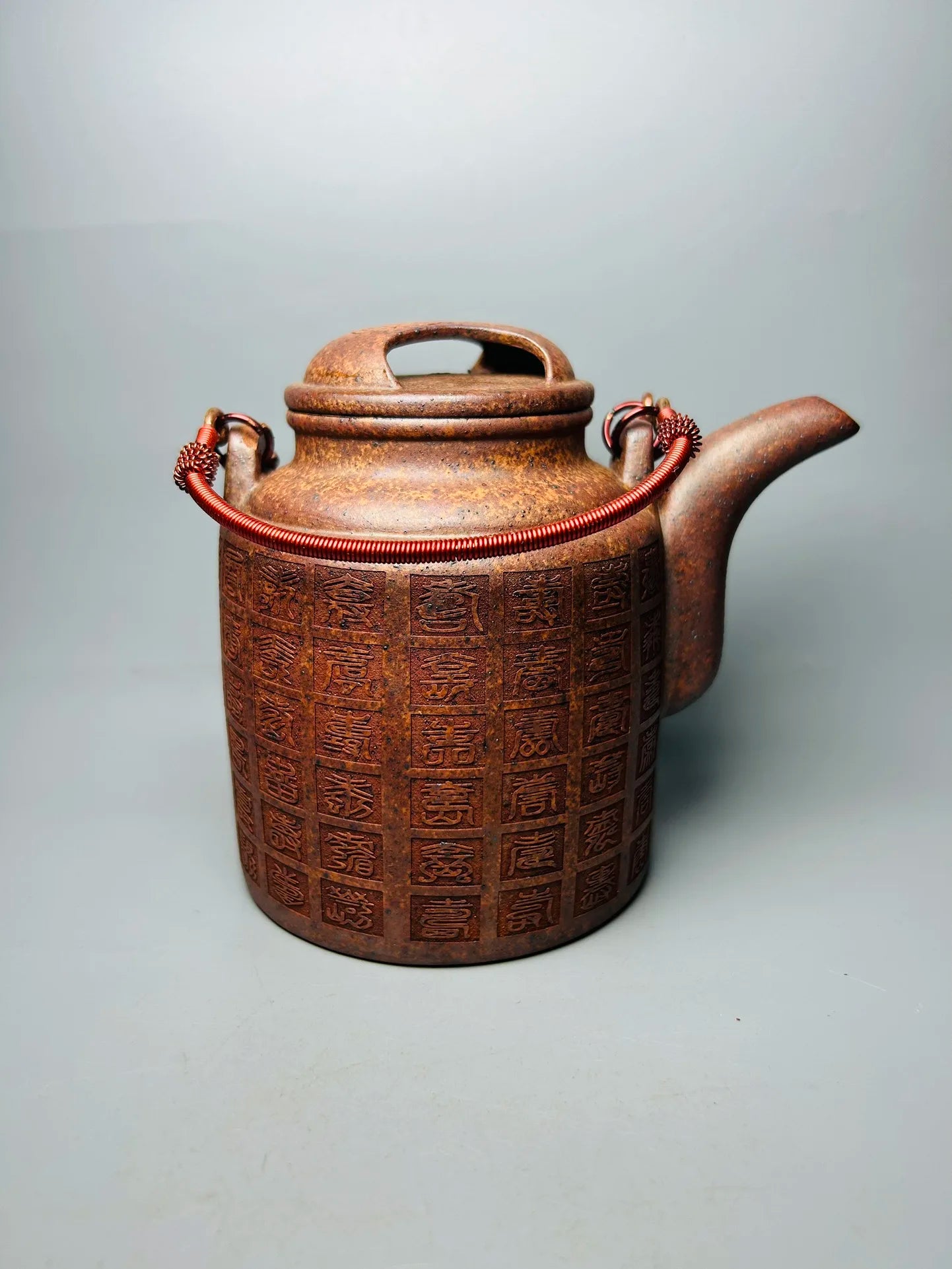 Chinese Yixing Zisha Clay Teapot  Ox bull cover Ocean barrel Pot  Wang Qinglong 600ml