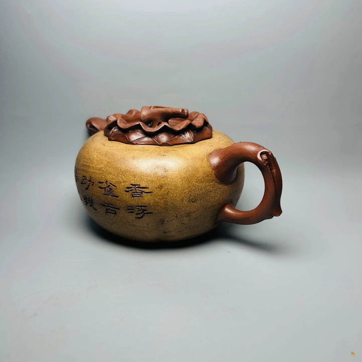 Chinese Yixing Zisha Clay Teapot  Persimmon Flat Pot Jinding Trademark 380ml