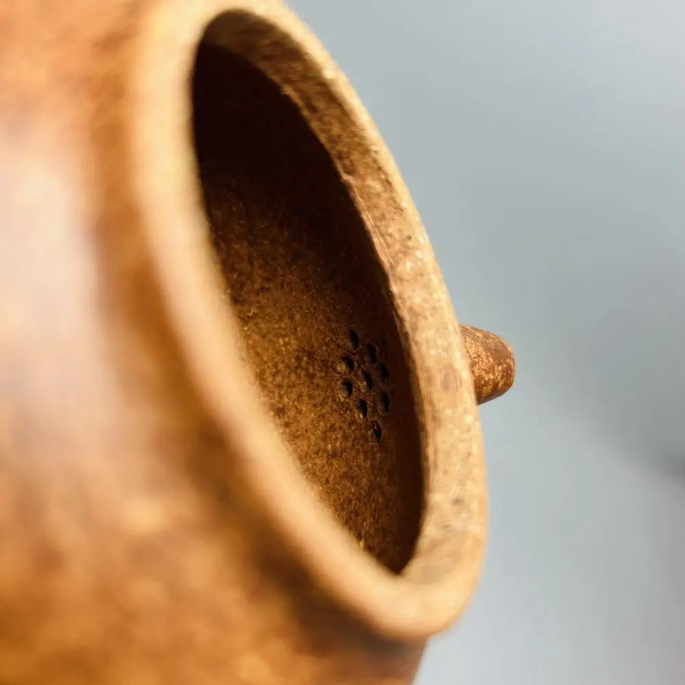Chinese Yixing Zisha Clay Teapot  Three Foot Milk Ding Pot Gao Haigeng 380ml