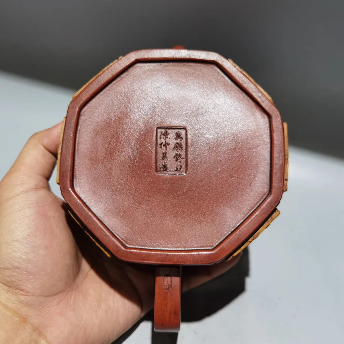 Chinese Yixing Zisha Clay Teapot  Wuzi Dengke Pot  Chen Zhongmei 380ml