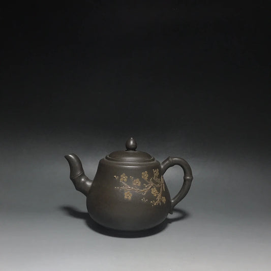 Chinese Yixing Zisha Clay Teapot   Xiangyun Plum Blossom Pot  Wang Yinxian 460ml