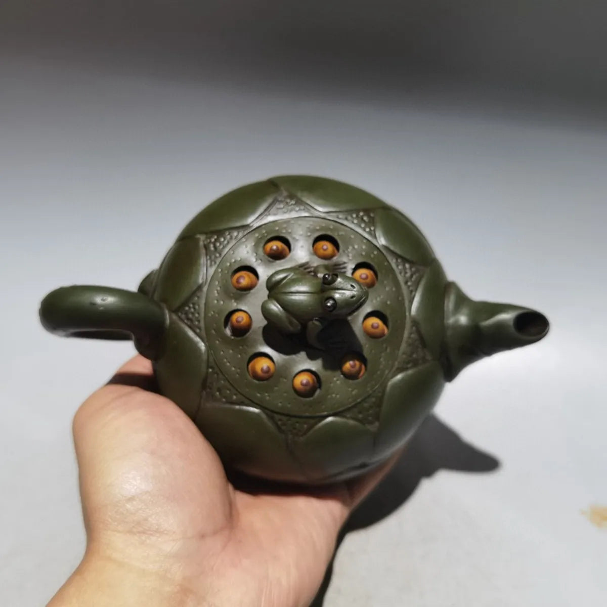 Chinese Yixing Zisha Clay Teapot green mud Frog Lotus Seed Pot Jiang Rong 420ml