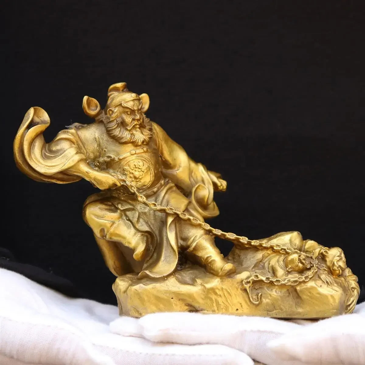 Chinese Zhong Kui Ornaments Pure Copper Beheading Ghosts Tianshi Ornaments Living Room Bedroom Lock Sculptures Crafts