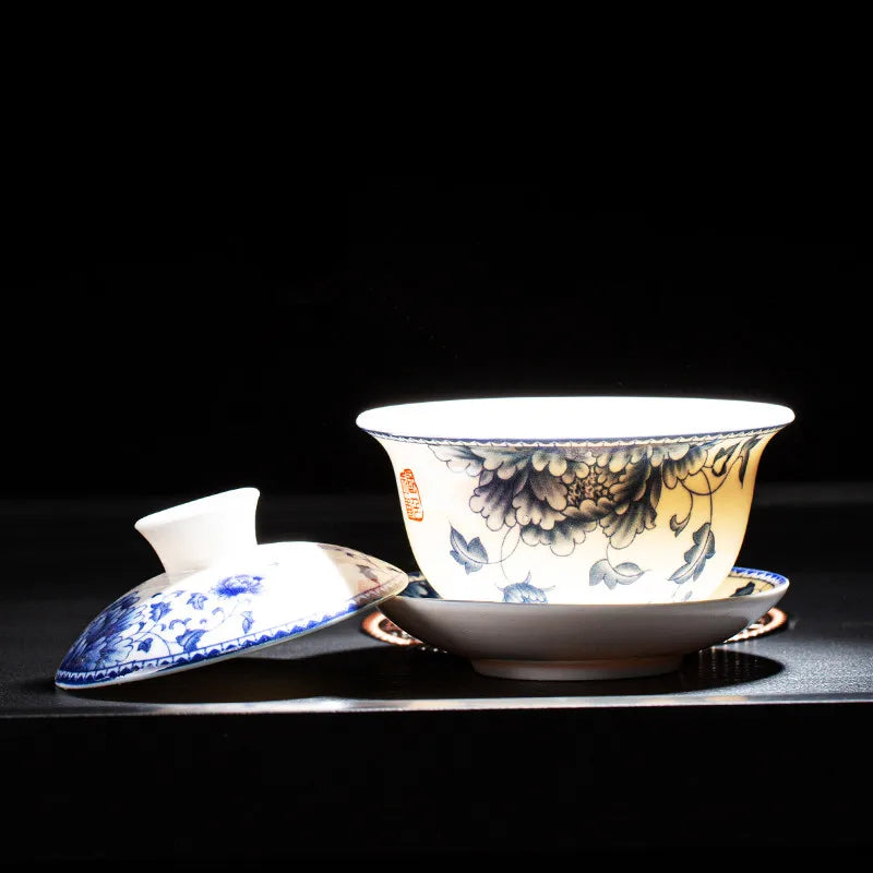 Chinese blue-and-white porcelain gaiwan floral print under glaze tureen china cup bowl saucer lid 150ml on sales