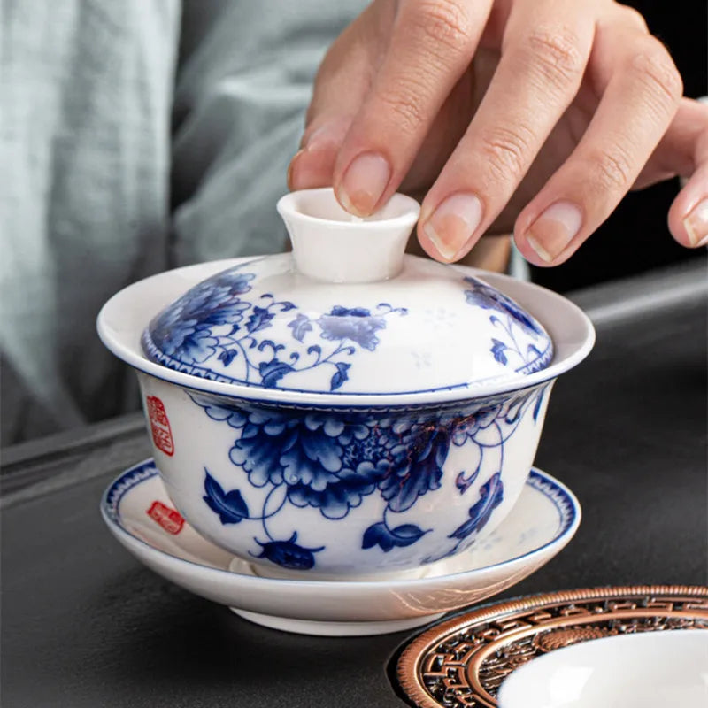 Chinese blue-and-white porcelain gaiwan floral print under glaze tureen china cup bowl saucer lid 150ml on sales