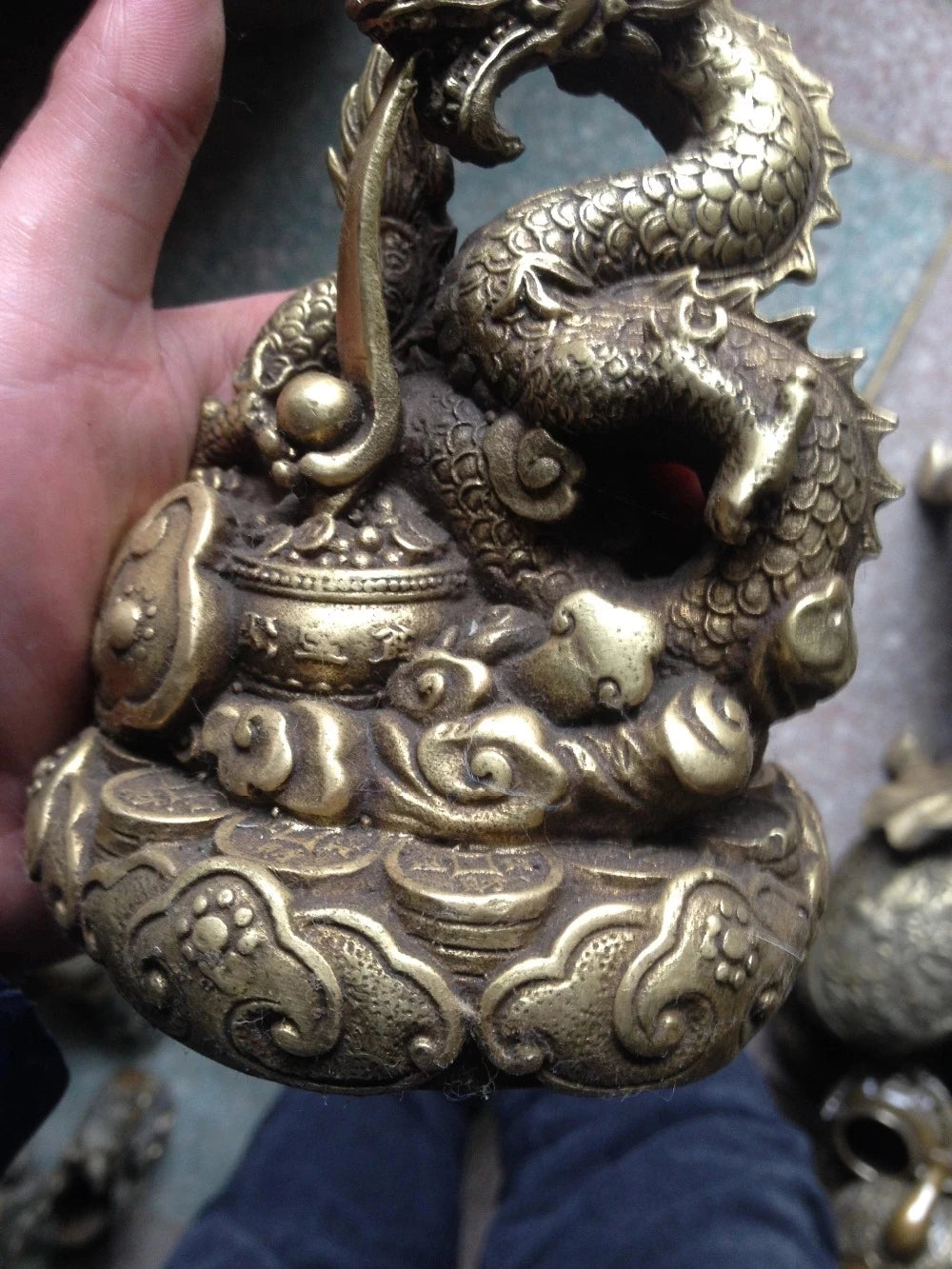 Chinese folk Auspicious Brass Copper sculpture Palace FengShui stereoscopic Dragon Art Statue decoration metal handicraft
