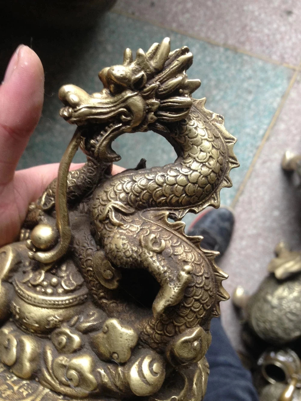 Chinese folk Auspicious Brass Copper sculpture Palace FengShui stereoscopic Dragon Art Statue decoration metal handicraft