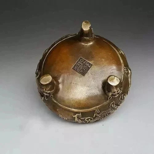 Chinese handmade antique bronze zodiac 5 dragons Tap the lid Incense Burner censer