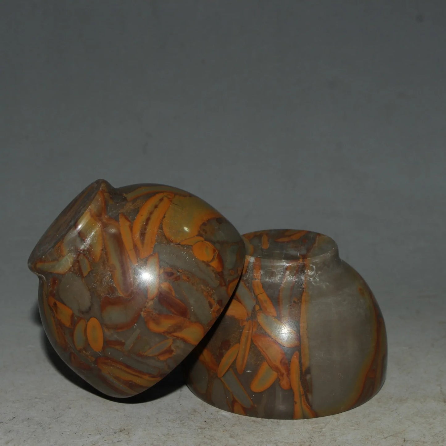 Chinese handmade jade carving Natural jades Hand-carved jade bowls a pair