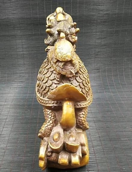 Chinese pure brass money dragon turtle feng shui decorative arts and crafts gift.