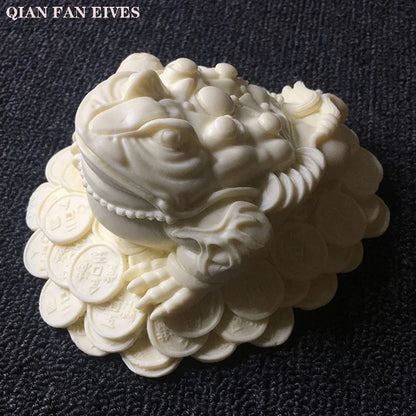 Chinese style Mascot golden toad Statuette，Lucky Frog，High-end home feng shui decorative statue，Office lucky decoration