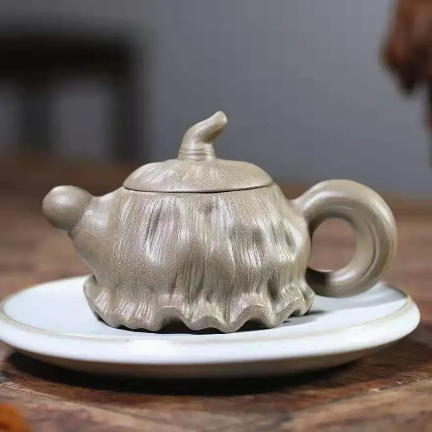 Chinese teapot Yixing handmade purple sand teapot, original ore section mud lotus teapot, Kungfu teapot collection, gift tea set