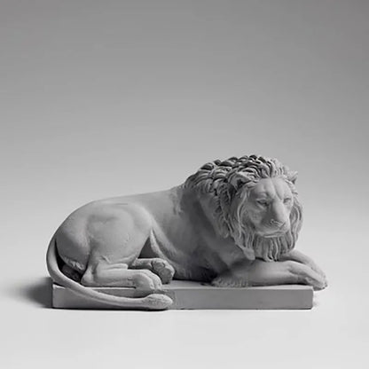 Classic Lying Lion Sculpture Reproduction Minimalist Desktop Home Scenery Office Desk Mini Gypsum Decorations