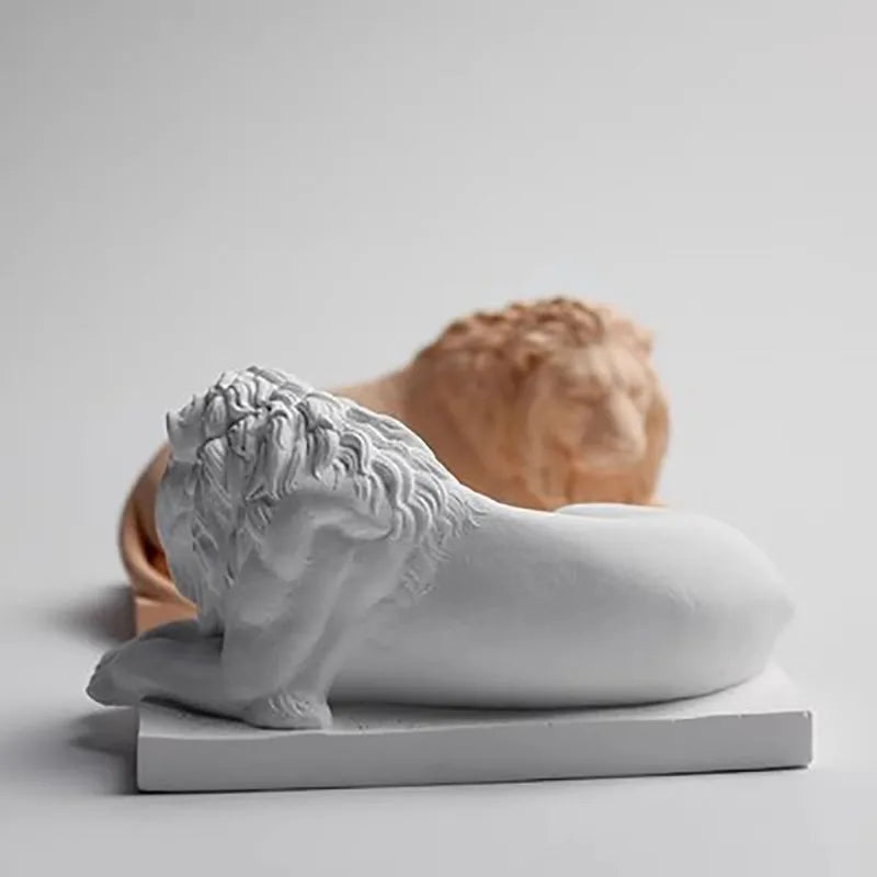 Classic Lying Lion Sculpture Reproduction Minimalist Desktop Home Scenery Office Desk Mini Gypsum Decorations