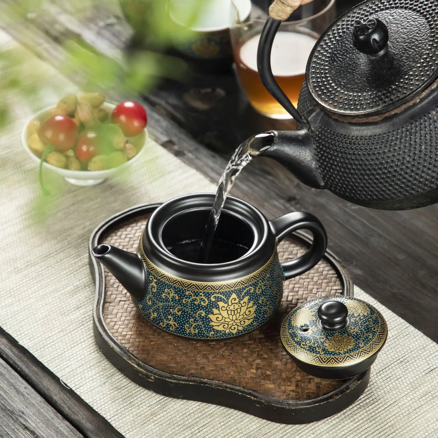 Classy Ceramic Teapot 250ml Handmade Black Teapot with Gold Inscriptions Tea Kettle Retro Kung Fu Tea Pot Set Teaware