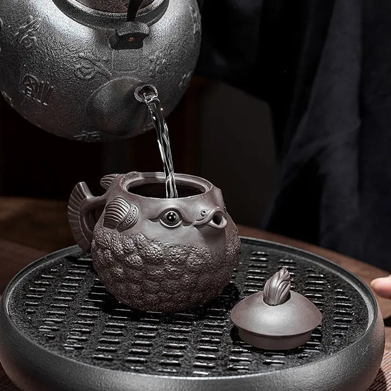 Clay Pot Household Kungfu Tea Creative Handmade Fugu Teapot With Purple Sand Yixing Zisha Teapot for Tea in a Cup Heated Kettle