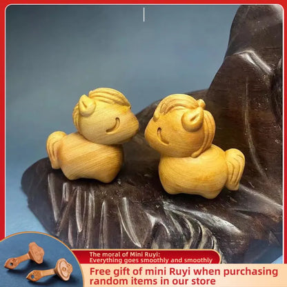 Cliff Cypress Wood Carved【Bring Wealth and Good Luck 】Cute Pony Home Decoration Office Accessories Car Ornaments Handicrafts