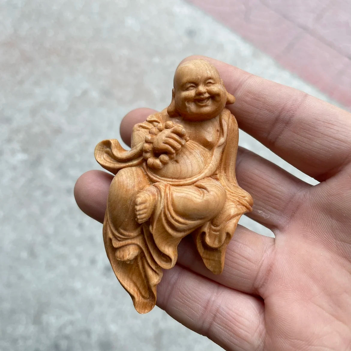 Cliff cypress wood carving, Zen Maitreya Buddha statue decoration, living room, TV cabinet decoration, Chinese style home