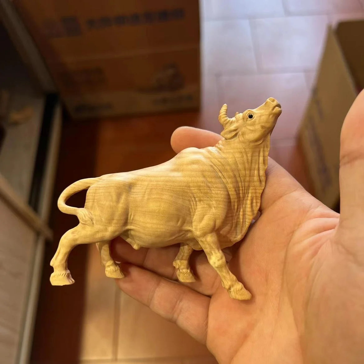 Cliff cypress wood carving, zodiac zodiac zodiac animal, ox decoration, living room company office desktop opening decoration