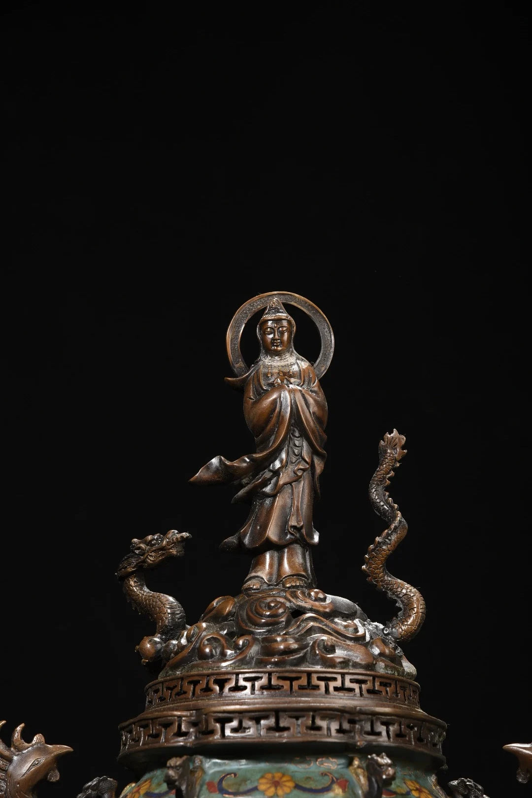 مجموعة معبد التبت ، البرونز القديم ، المينا Cloisonne ، Guanyin ، ركوب التنين ، طائر الفينيق ، مبخرة الأذن ، قاعة العبادة ، 24 بوصة