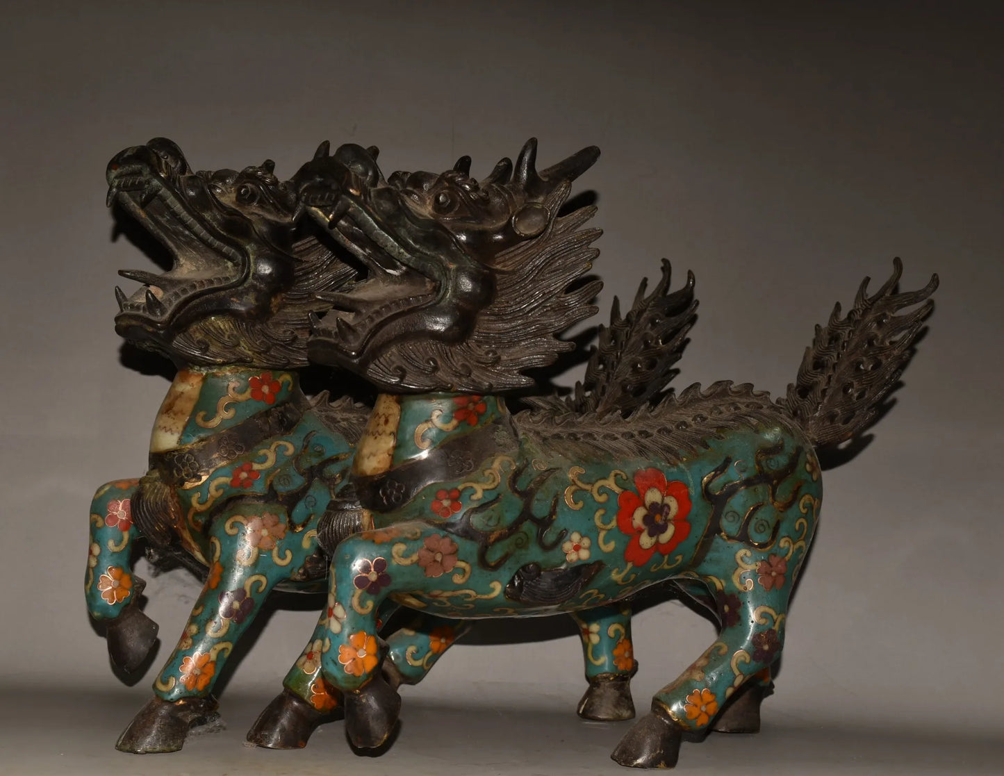 مجموعة معبد التبت ، البرونز القديم ، المينا Cloisonne ، كيلين يونيكورن ، الحيوانات الأسطورية ، زخارف بيت البلدة ، طرد الأرواح الشريرة ، 12"