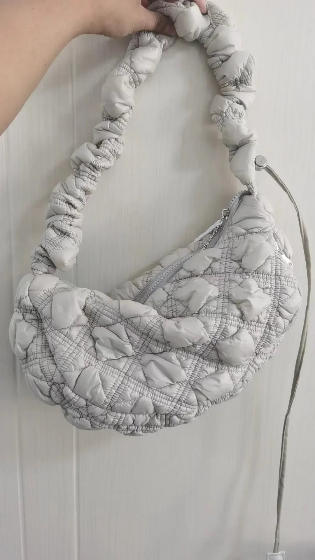 Cloud pleats, armpit bag, casual dumpling bag, one-shoulder crossbody bag, women