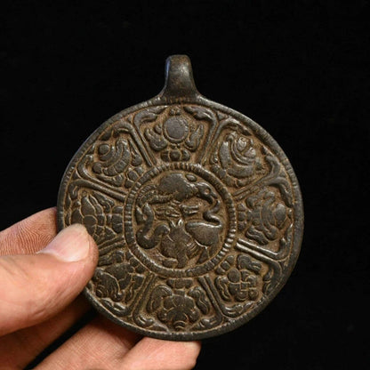 Collect Old Tibet Buddhism Bronze Eight Auspicious Symbols Statue Amulet Pendant Home Accessories Figurines Collection