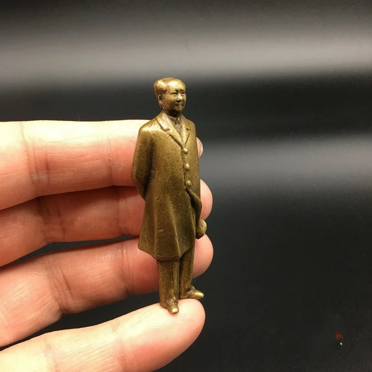 Collectable Chinese Brass Carved Mao Zedong Chairman Mao Exquisite Small Statues