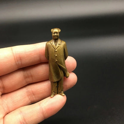 Collectable Chinese Brass Carved Mao Zedong Chairman Mao Exquisite Small Statues