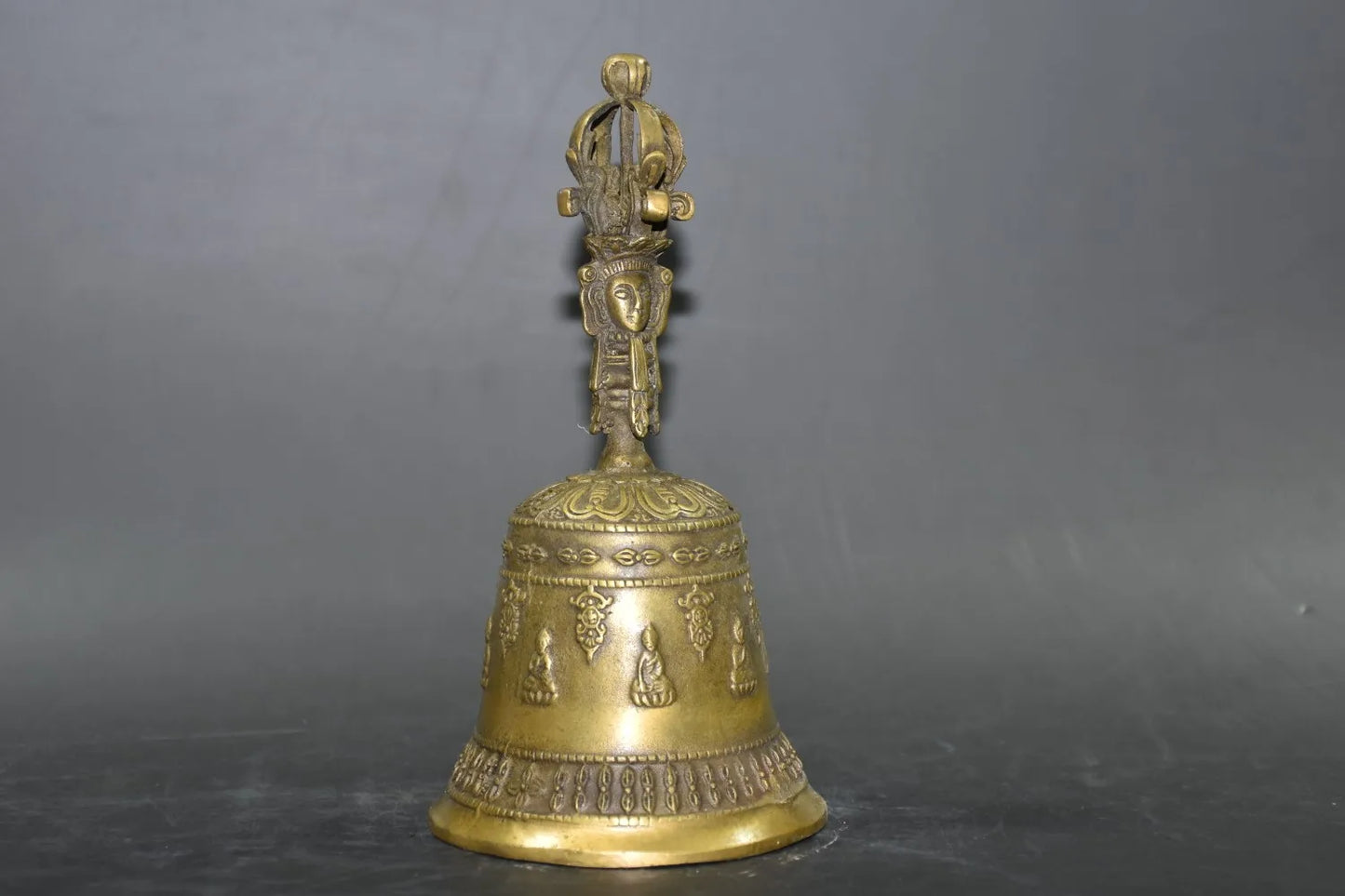 Collectable Chinese Brass Carved Tibetan Buddhism Copper Pestle Bell Exquisite Statue