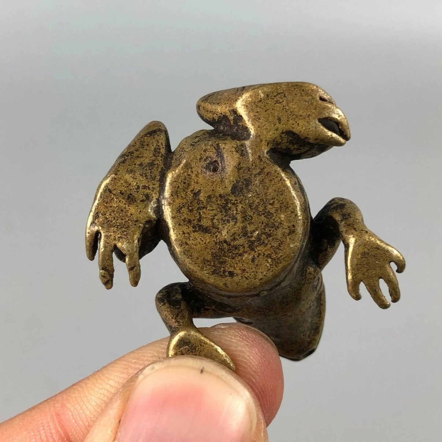 Collectible Chinese Old Antique Brass Handwork Story Frog Prince Rare Statue